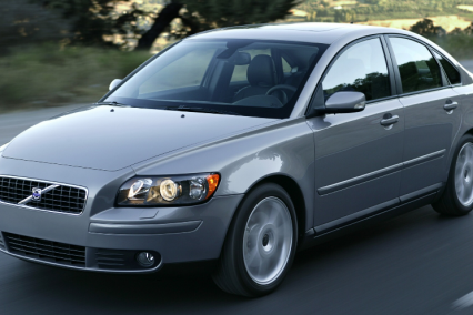 Volvo S40-esek, figyelem!
